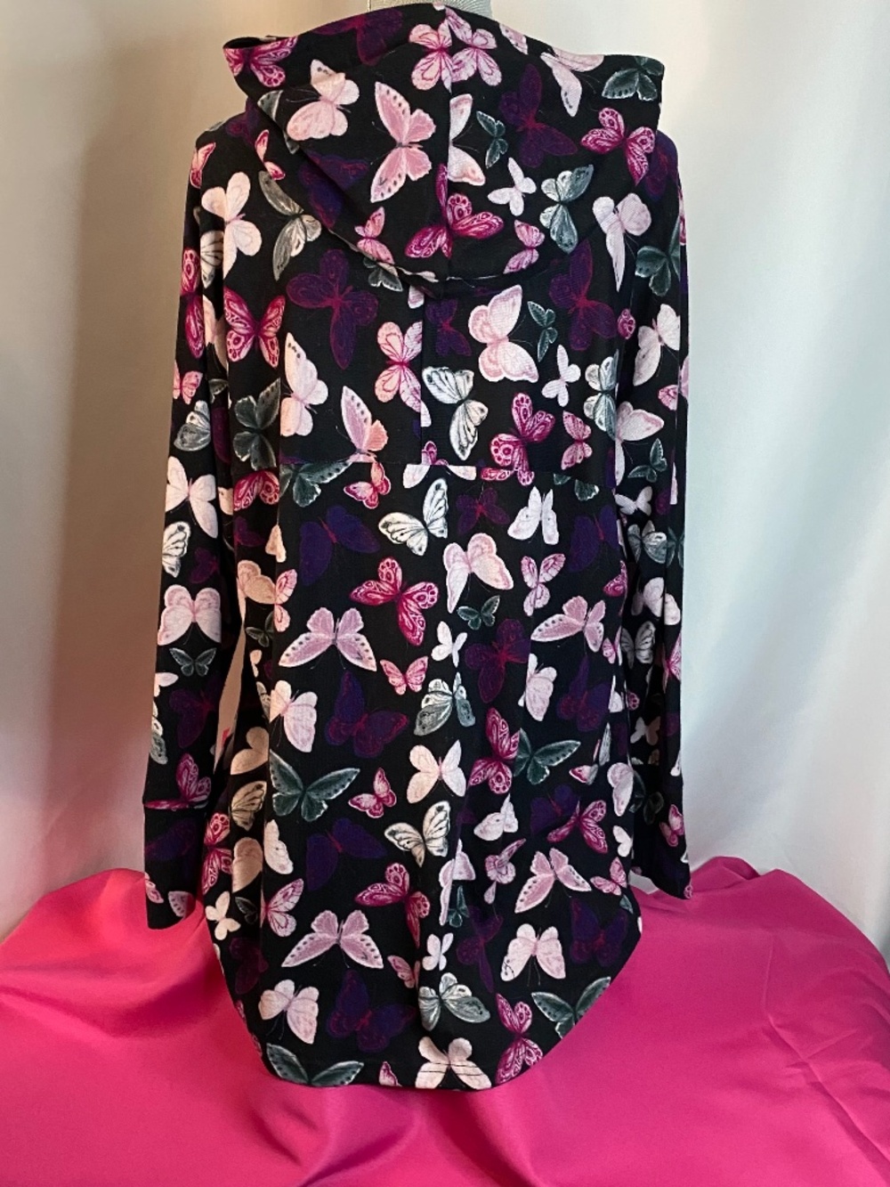 Lightweight Butterfly Print Hoodie, XL - Picture 2 of 6